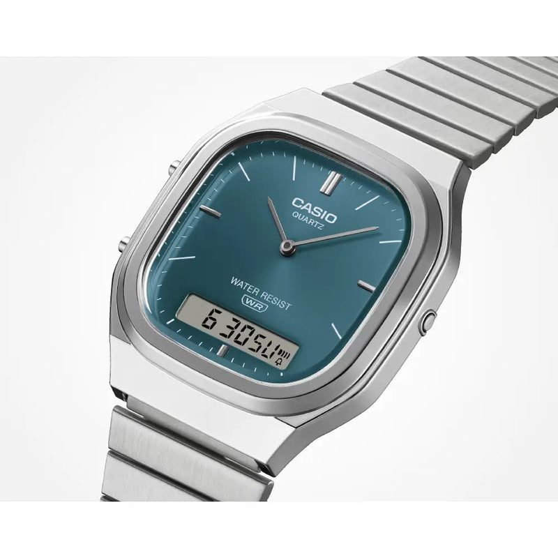 Casio Analog-Digital Vintage AQ-240E-3ADF Green Dial Stainless Steel Men's Watch detail view