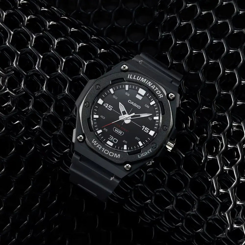 Casio Standard Analog Heavy Duty MW-620H-1AVDF Black Dial 48.1mm Resin Strap Men's Watch detail view