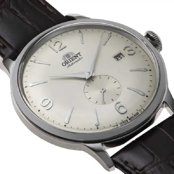 Orient Bambino Small Seconds RA-AP0003S Champagne Dial (40.5mm) Leather Strap Men's Watch detail view