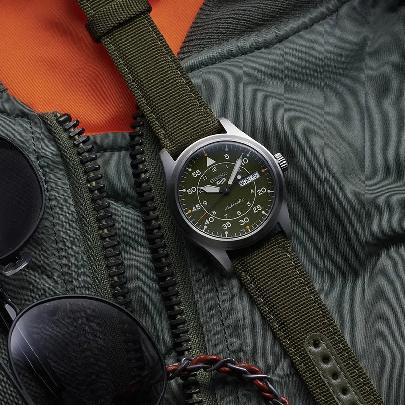 Seiko 5 Sports SRPH29K1 Flieger Automatic Green Dial 39.4mm Nylon Strap Men's Watch detail view