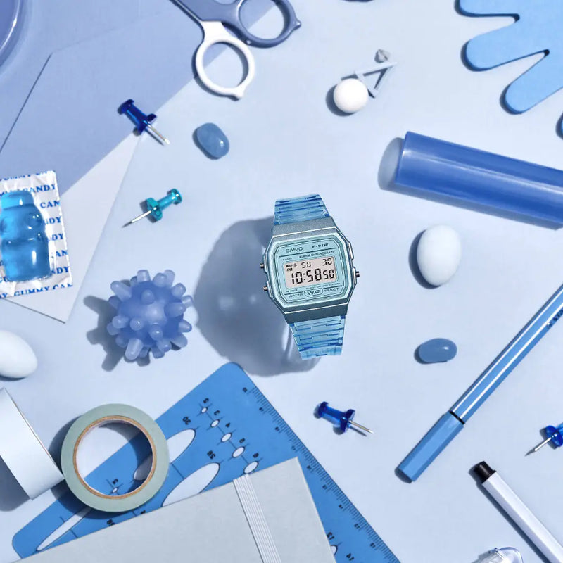 Casio Vintage Digital F-91WS-2DF Blue Dial Resin Strap Unisex Watch detail view