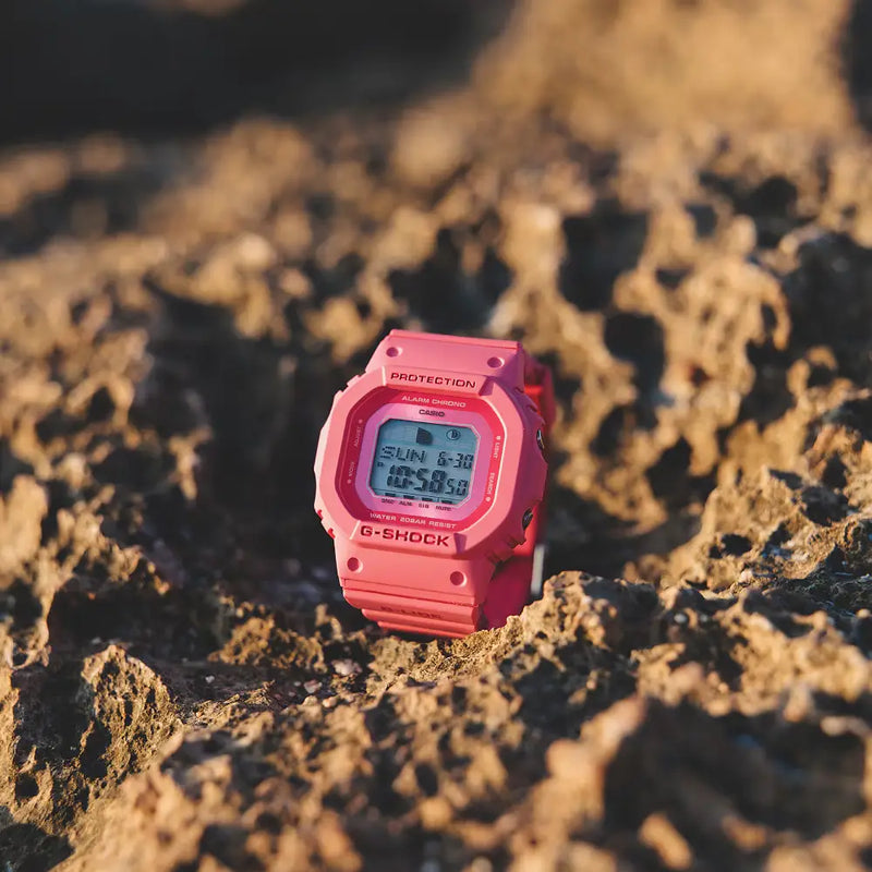 Casio G-Shock G-LIDE GLX-S5610-4 "Bettylou Sakura Johnson" Compact Surf Watch detail view